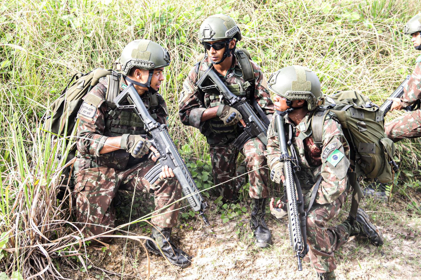 Tropa do Exército Brasileiro se prepara para atividade internacional