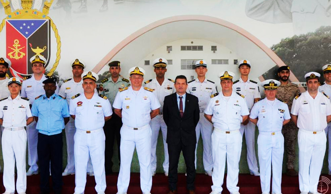 Marinha conduz curso internacional para militares estrangeiros