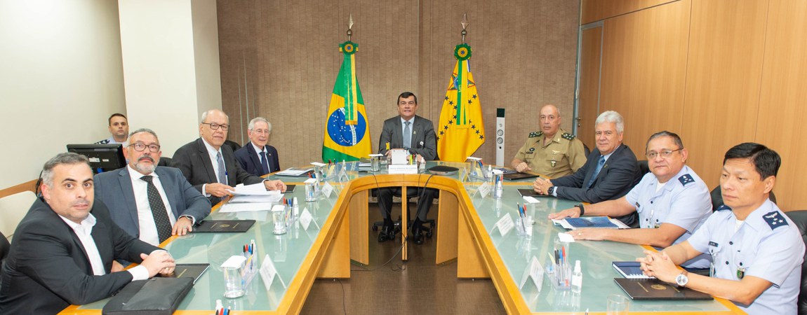 Brazilian Defense Minister meets with Condefesa president