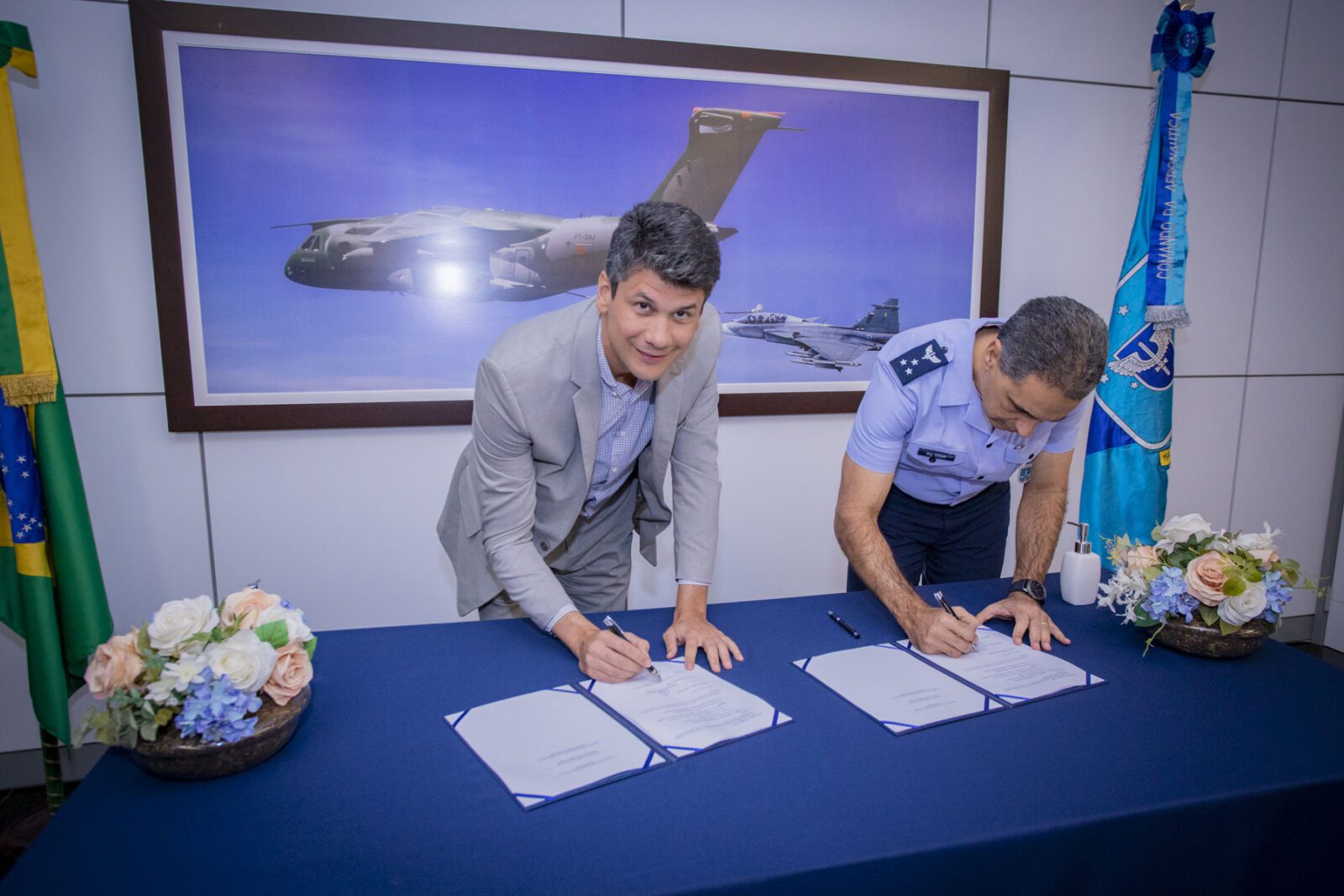 The signing of the contract, which occurred on Monday (27), at the headquarters of the Air Force, in Brasilia (DF), aims to improve the procedures for managing real estate under the jurisdiction of the Brazilian Air Force