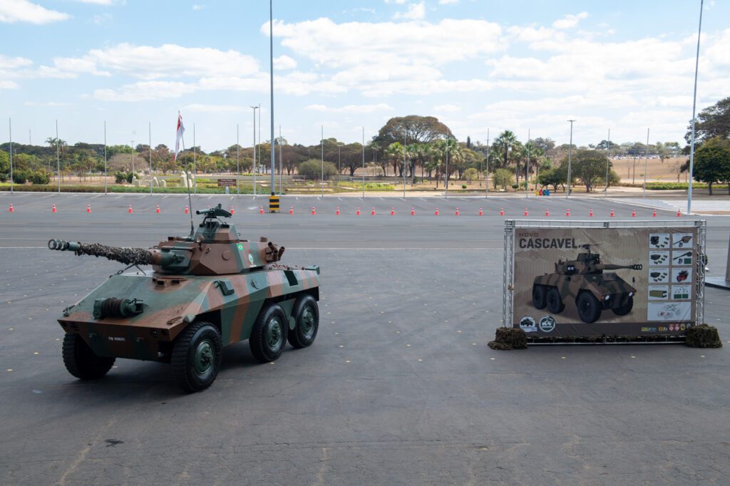 Brazilian Army signs contract for modernization of Cascavel Armored Vehicles 