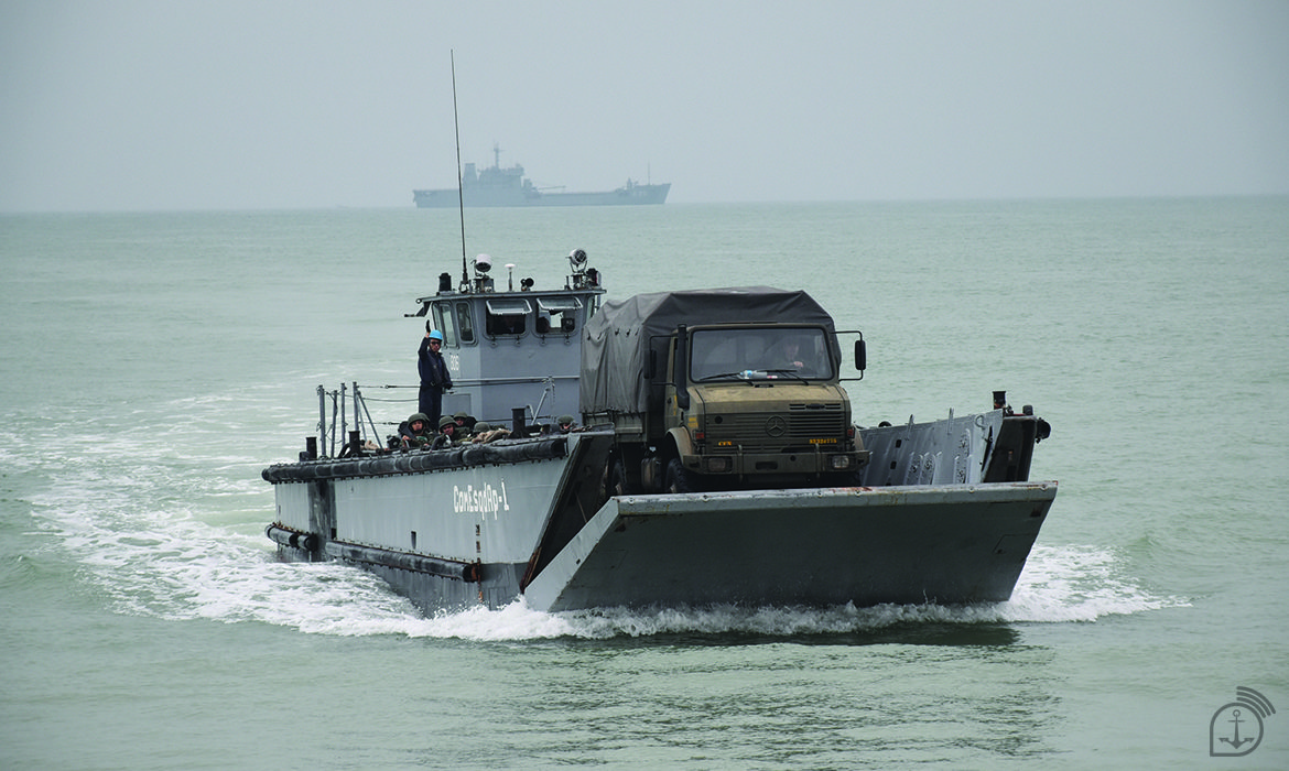UNITAS LXIII: Multinational Amphibious Task Force lands in Itaoca (ES)