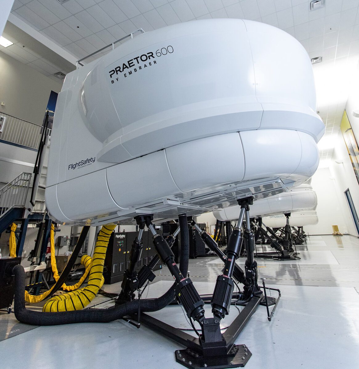 Embraer and FlightSafety International Announce New Full-Flight Simulator for the Praetor Jets