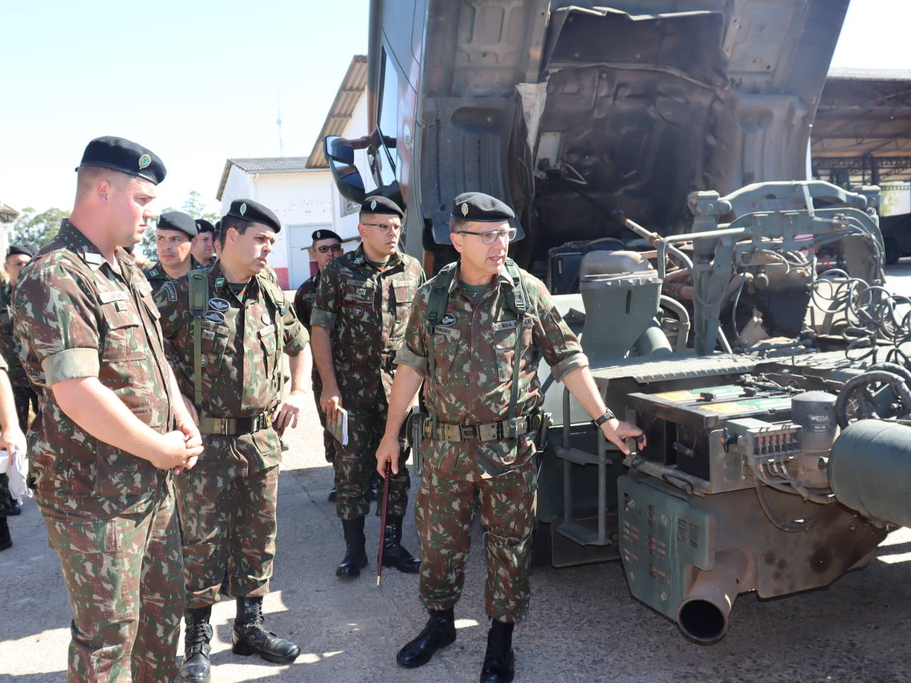 Niederauer Brigade conducts logistical inspection of the 1st Combat Car Regiment