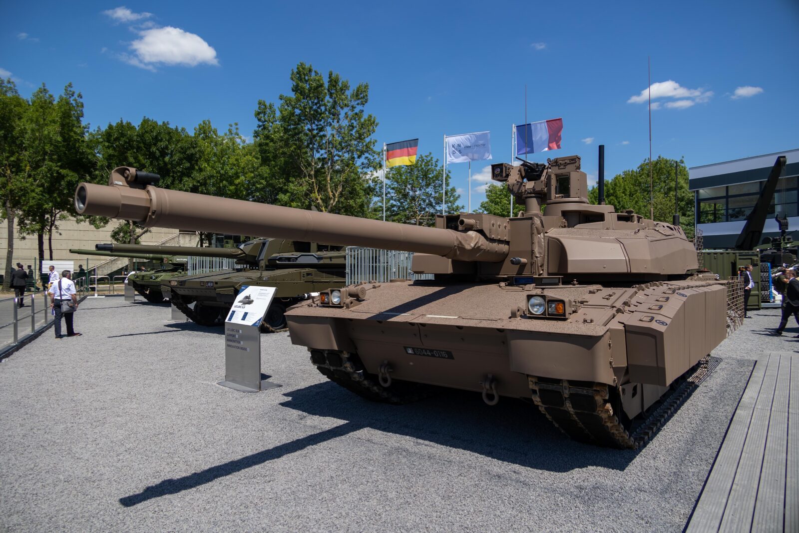 Nexter has been awarded a new order for renovated Leclerc tanks