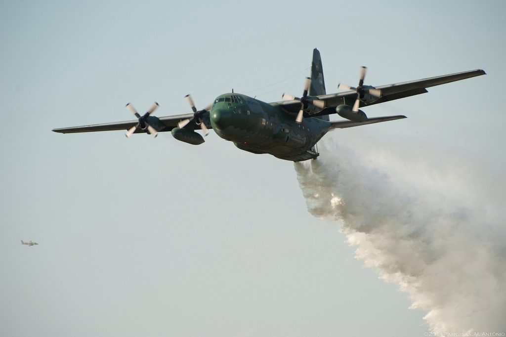 C-130 Hercules is deployed to fight forest fires in Chile