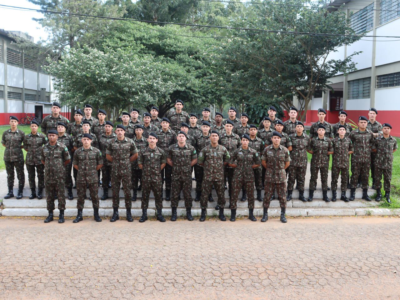 Temporary sergeants ready to serve in southern Brazil