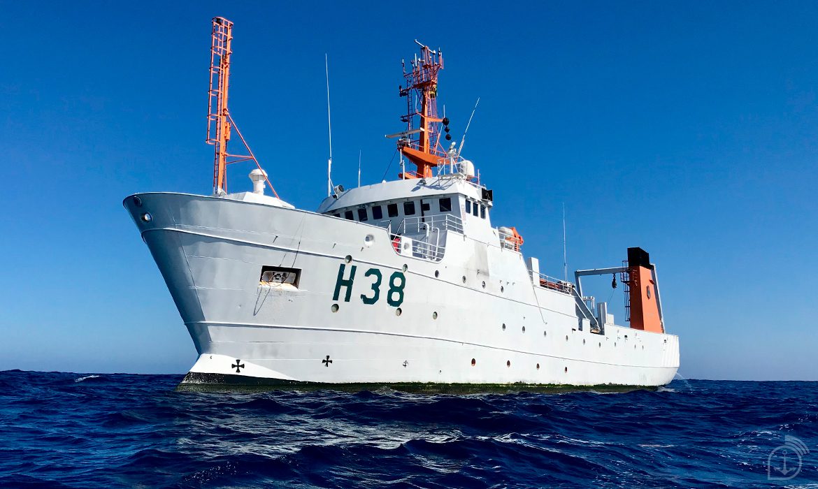 Brazilian Navy research ship that may redefine Brazil's borders docks in Belém (PA)
