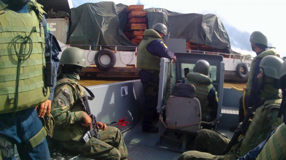 Brazilian Navy seizes illegal timber during operation in Pará