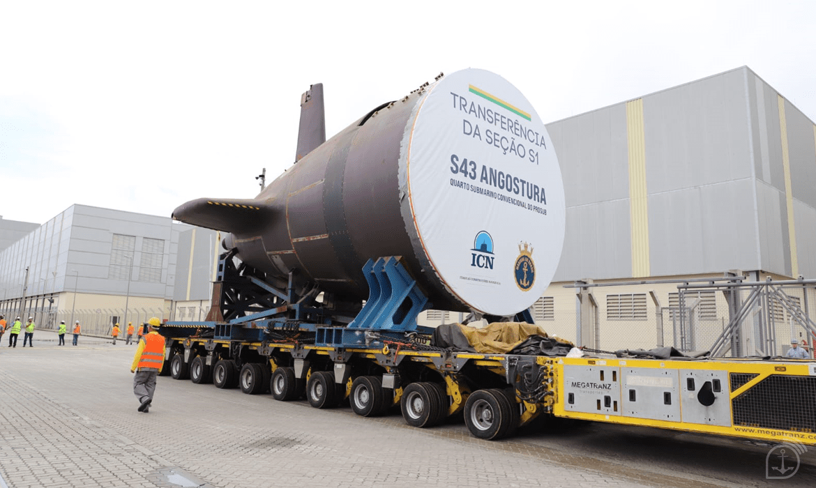 Brazilian Navy starts the transfer of the "Angostura" submarine sections to the Construction Yard in Itaguaí-RJ