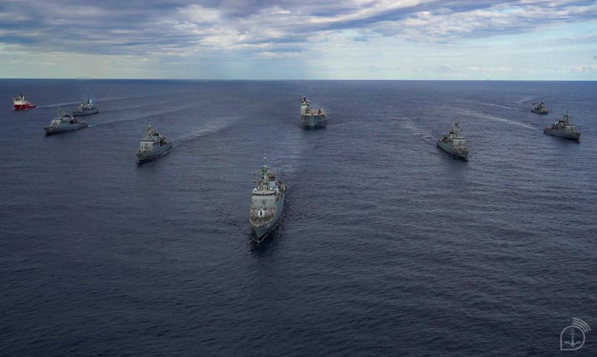 Operation "ADEREX" prepares military and Fleet assets in Naval Warfare environments