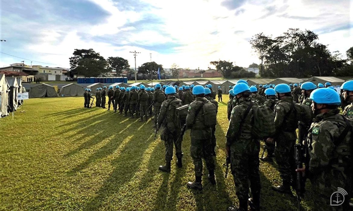 Brazilian Navy begins Peacekeeping and Rapid Reaction Force military training in Minas Gerais