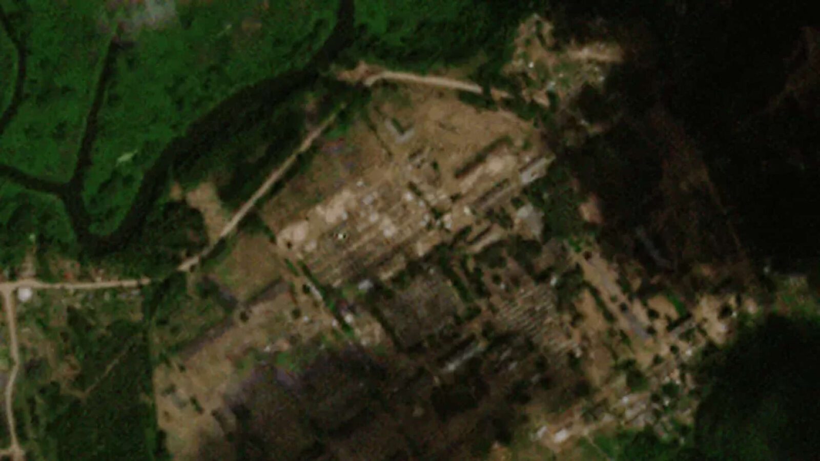 Wagner Group: Satellite images indicate activity at Belarus military base