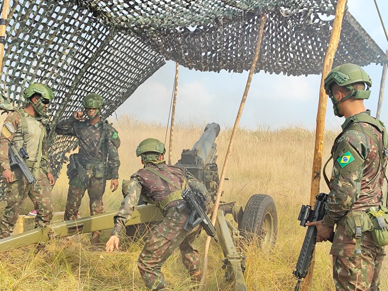 Paratrooper Infantry Brigade of the Brazilian army trains the Fire Support System in Operation Condor II Fires 2023