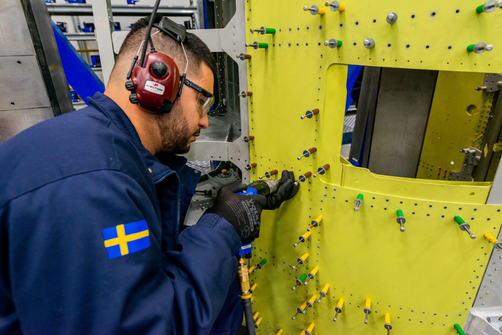 SAAB concludes Gripen rear fuselage manufacturing in Brazil