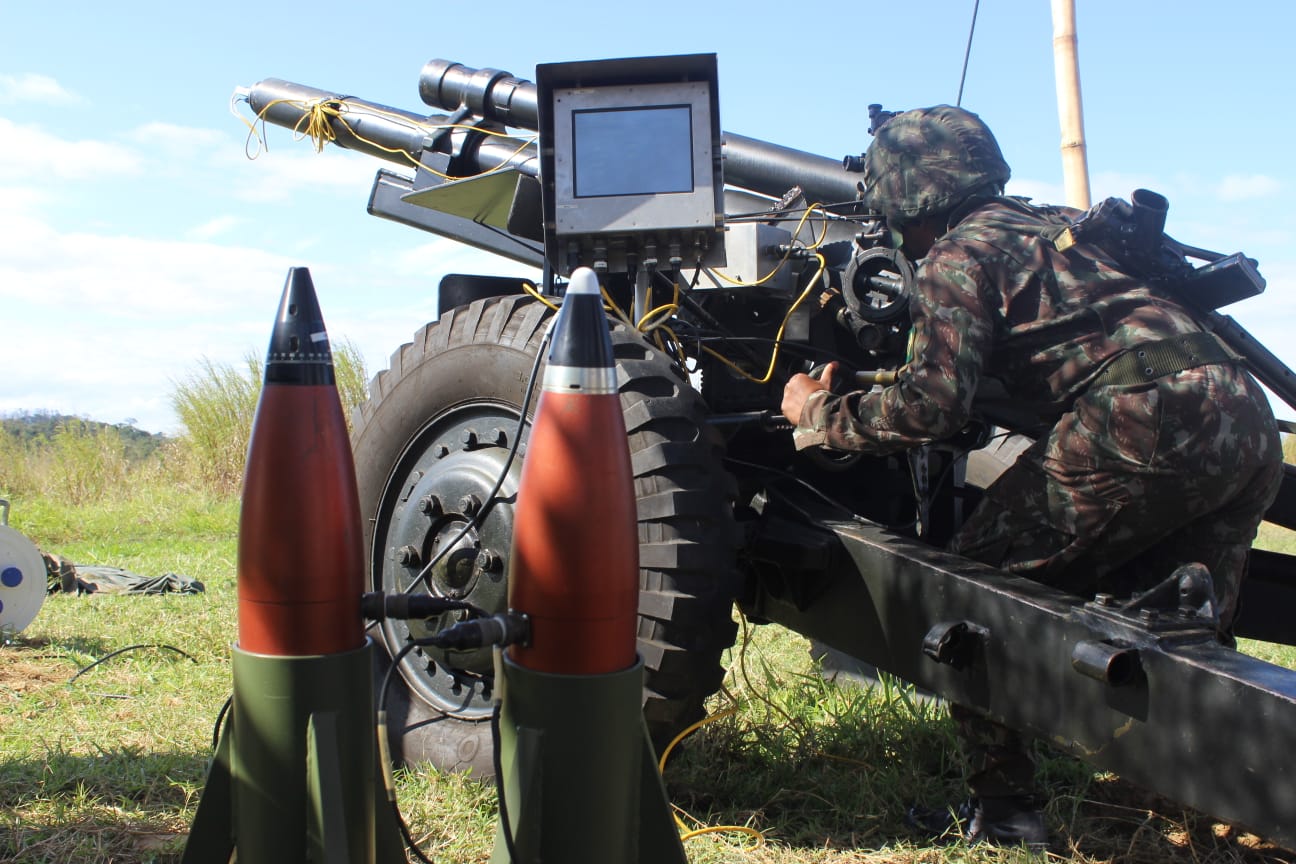 Brazilian Army Artillery Group conducts exercise in AMAN's Fire Support Simulator