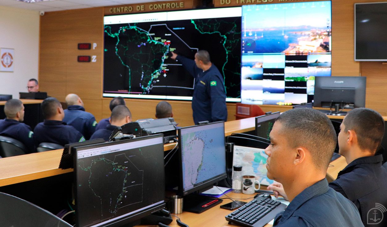 Brazilian Navy takes part in international maritime traffic control exercise