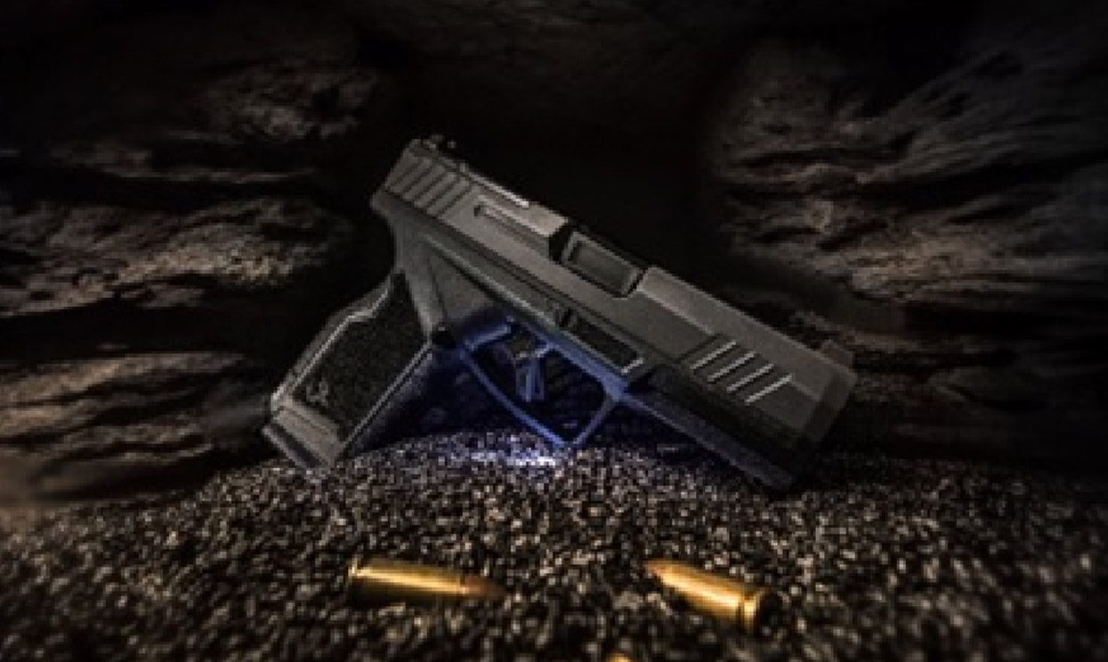 Taurus expands the multi-award-winning GX4 pistol platform and launches the GX4 Carry Graphene T.O.R.O. version, a subcompact with greater shooting capacity