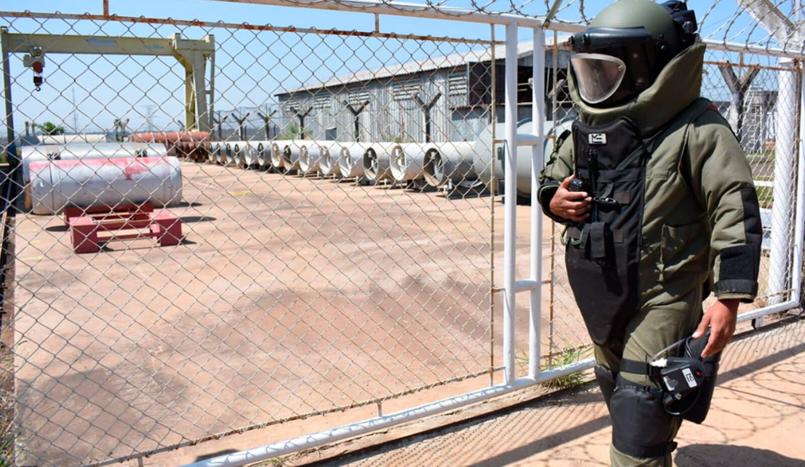 Brazilian Navy concludes week of exercises that reinforce the Nuclear, Biological, Chemical and Radiological Defense System's response capacity in Iperó (SP)