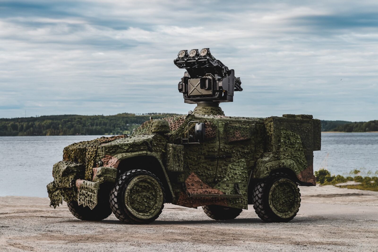 Integrated solutions guarantee protection and efficiency for combat vehicles