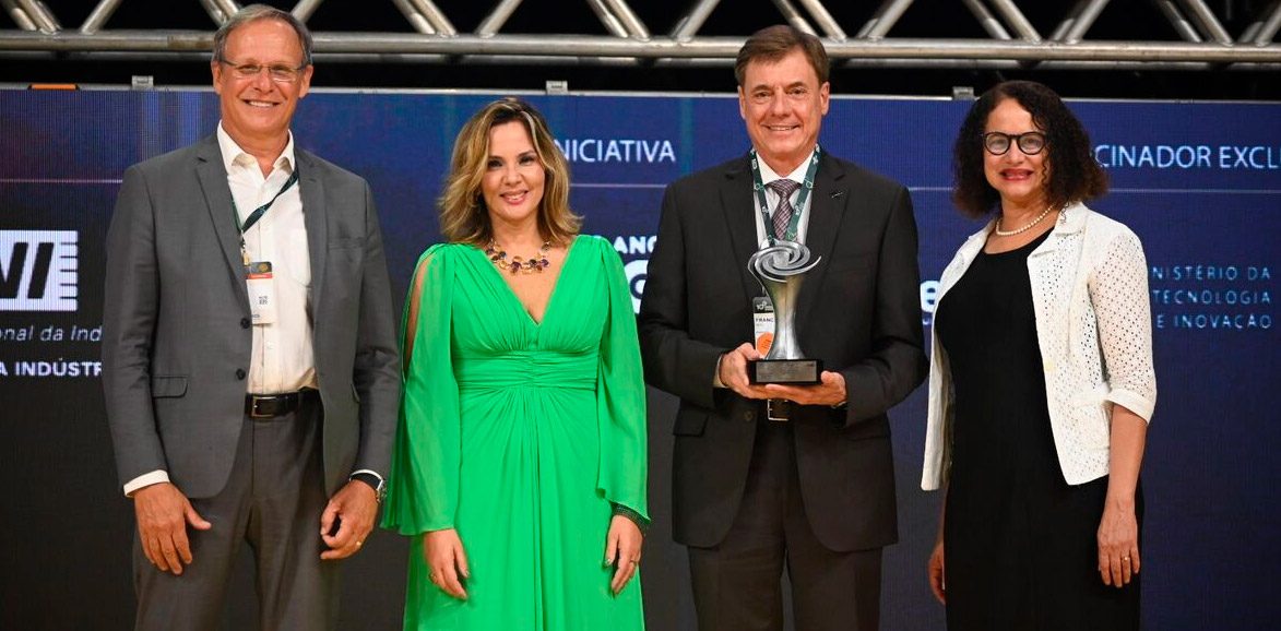 Embraer receives award for innovation management