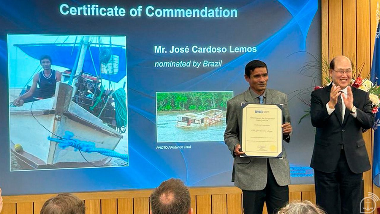 Brazilian fisherman receives IMO award for bravery