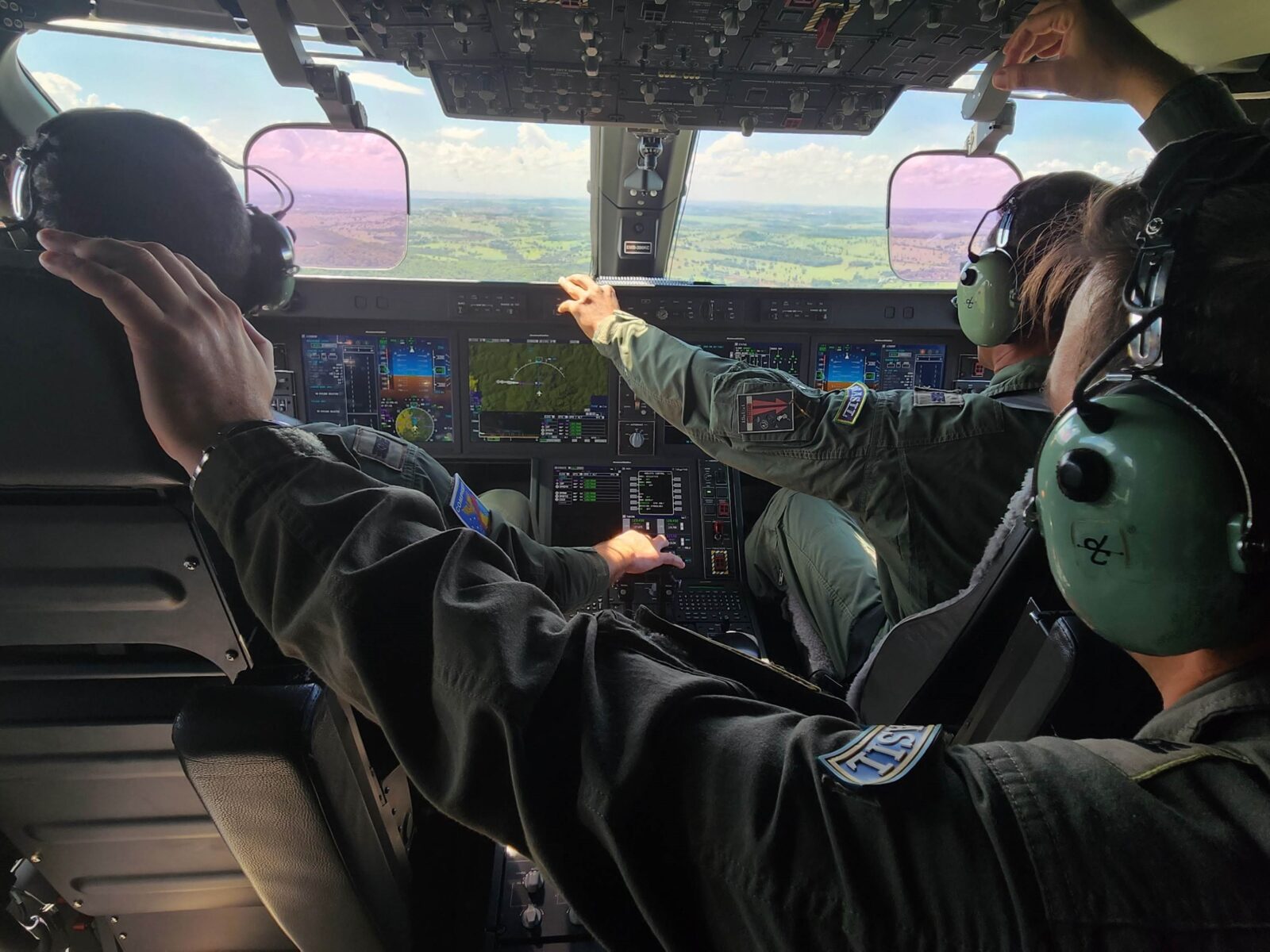 FAB squadrons carry out training to validate the deployment of personnel on the KC-390