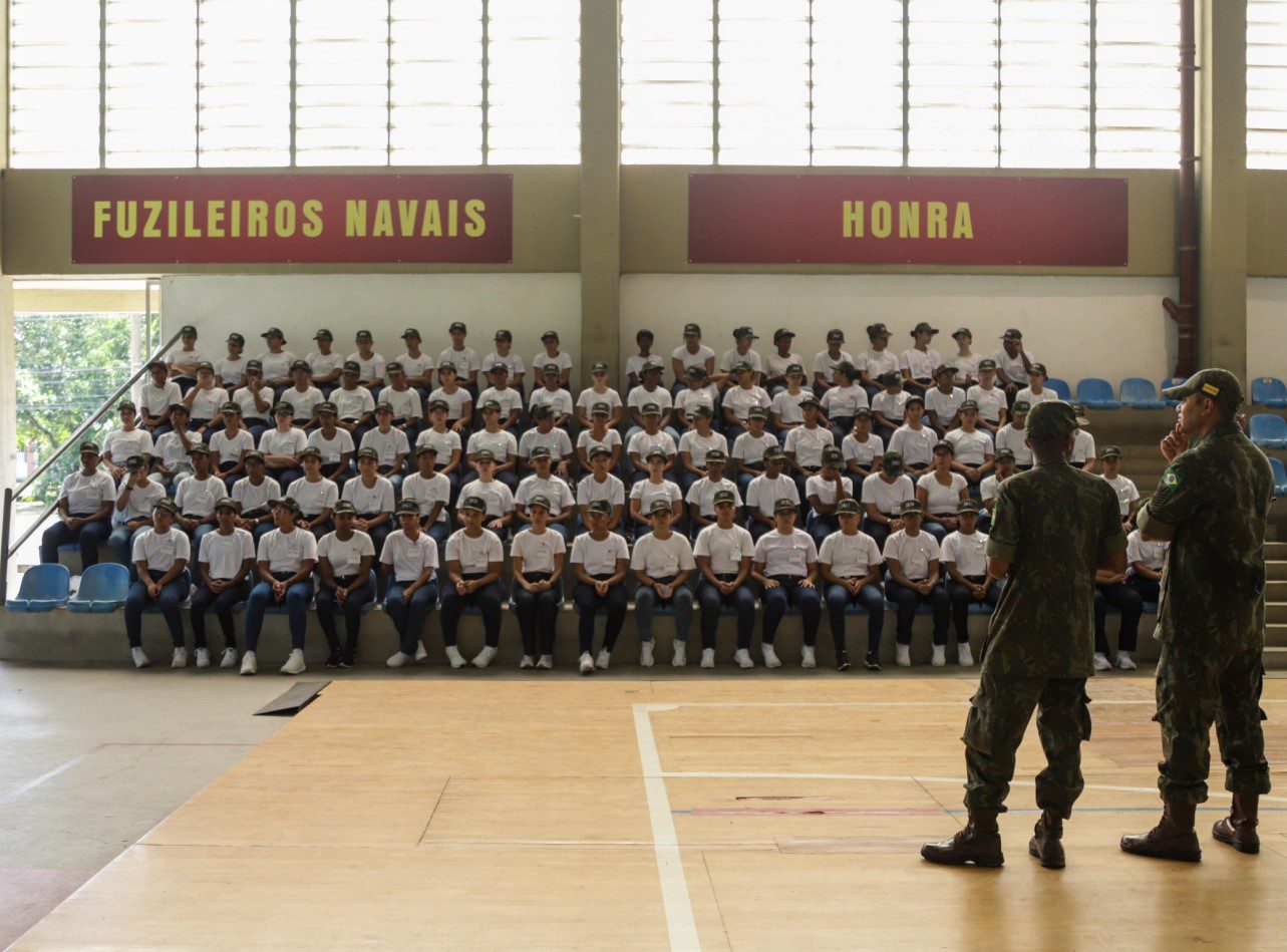 Brazilian Navy starts first class of women in the Marine Soldier Course