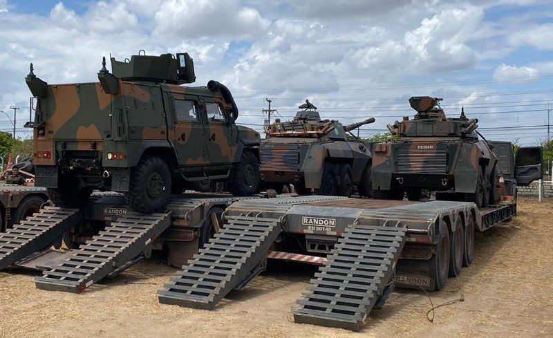 Brazilian Army completes transportation of vehicles and weapons to the border with Venezuela