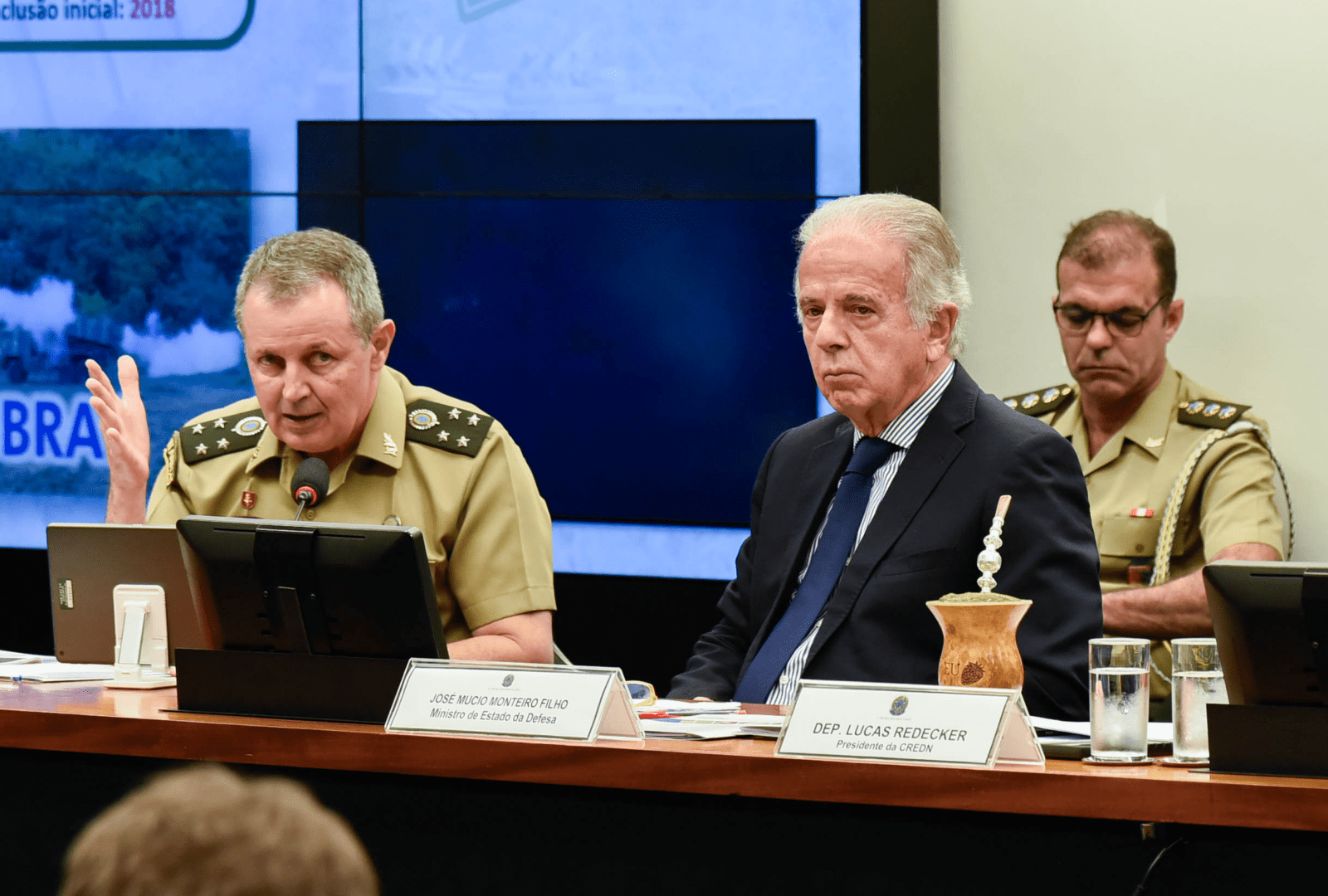 Commander of the Brazilian Army presents the Army's challenges and achievements to the Chamber's National Defense Committee