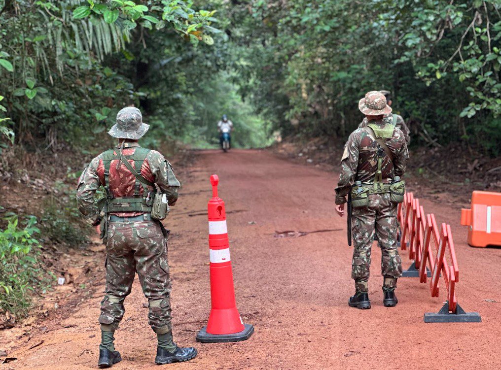 Brazilian army combats cross-border crime in the Amazon