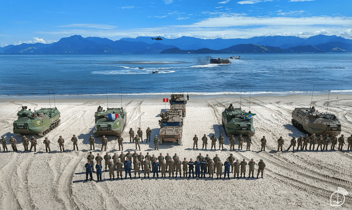 Brazilian Navy and French Armed Forces carry out Amphibious Operation in Rio de Janeiro